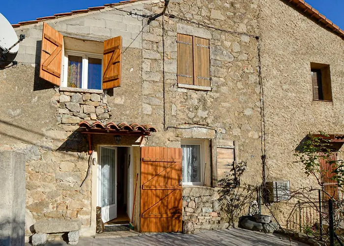 Holiday home Maison Typique De Village *