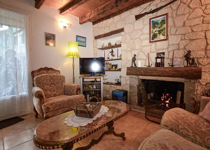 Holiday home Maison Typique De Village Lopigna