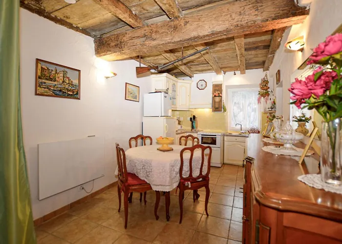 Holiday home Maison Typique De Village *